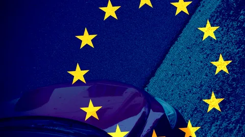 The hood of a car under the circle of EU stars